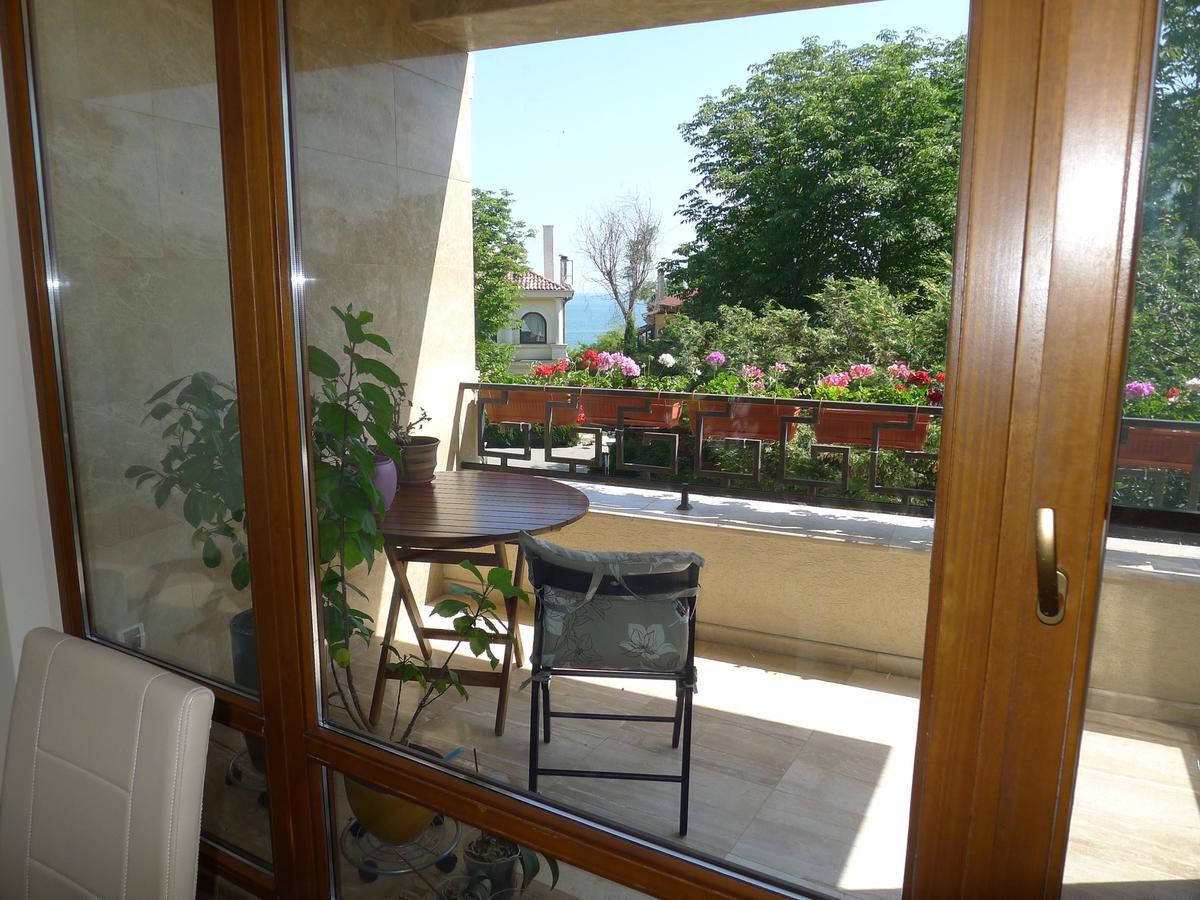 Sea Garden Lux Apartment Varna Exterior foto