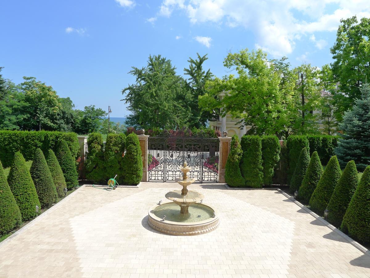 Sea Garden Lux Apartment Varna Exterior foto