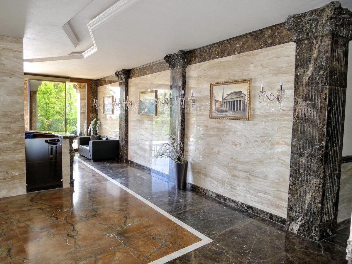 Sea Garden Lux Apartment Varna Exterior foto