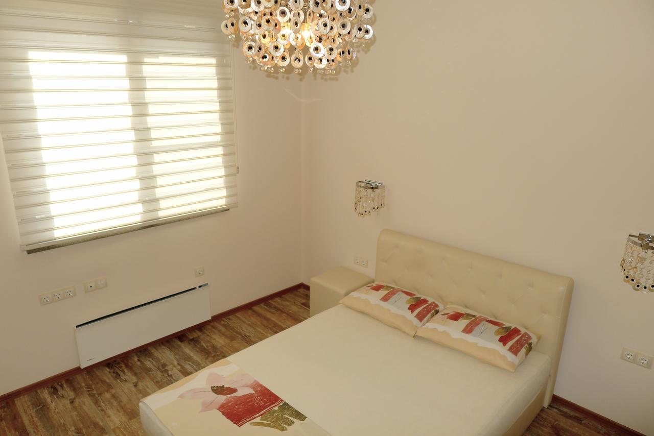 Sea Garden Lux Apartment Varna Exterior foto